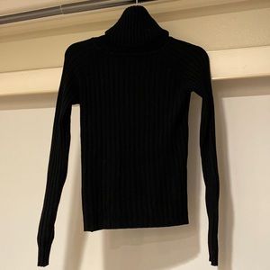 🆕 Esperanza Black Turtle Neck